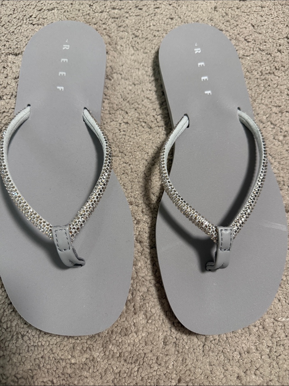 Reef Women's Light Gray Rhinestone Thong Sandals